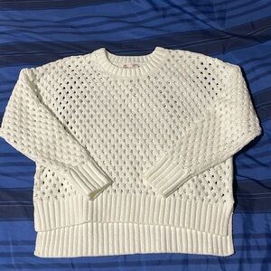 White long sleeved sweater with open weave